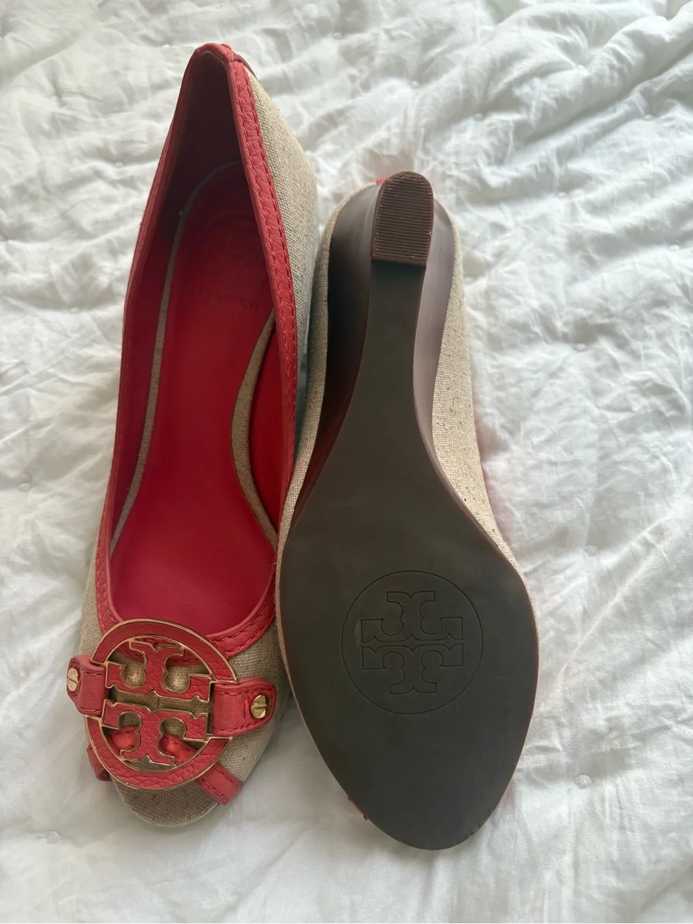 Tory Burch Beige Canvas Heels with Coral Trim & Gold Logo